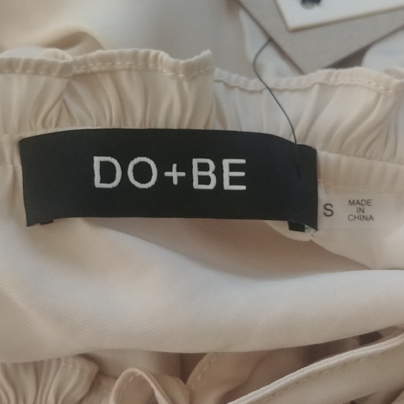 New Do +Be Long Sleeve Ruffle Blouse.Ivory Small - Picture 8 of 9